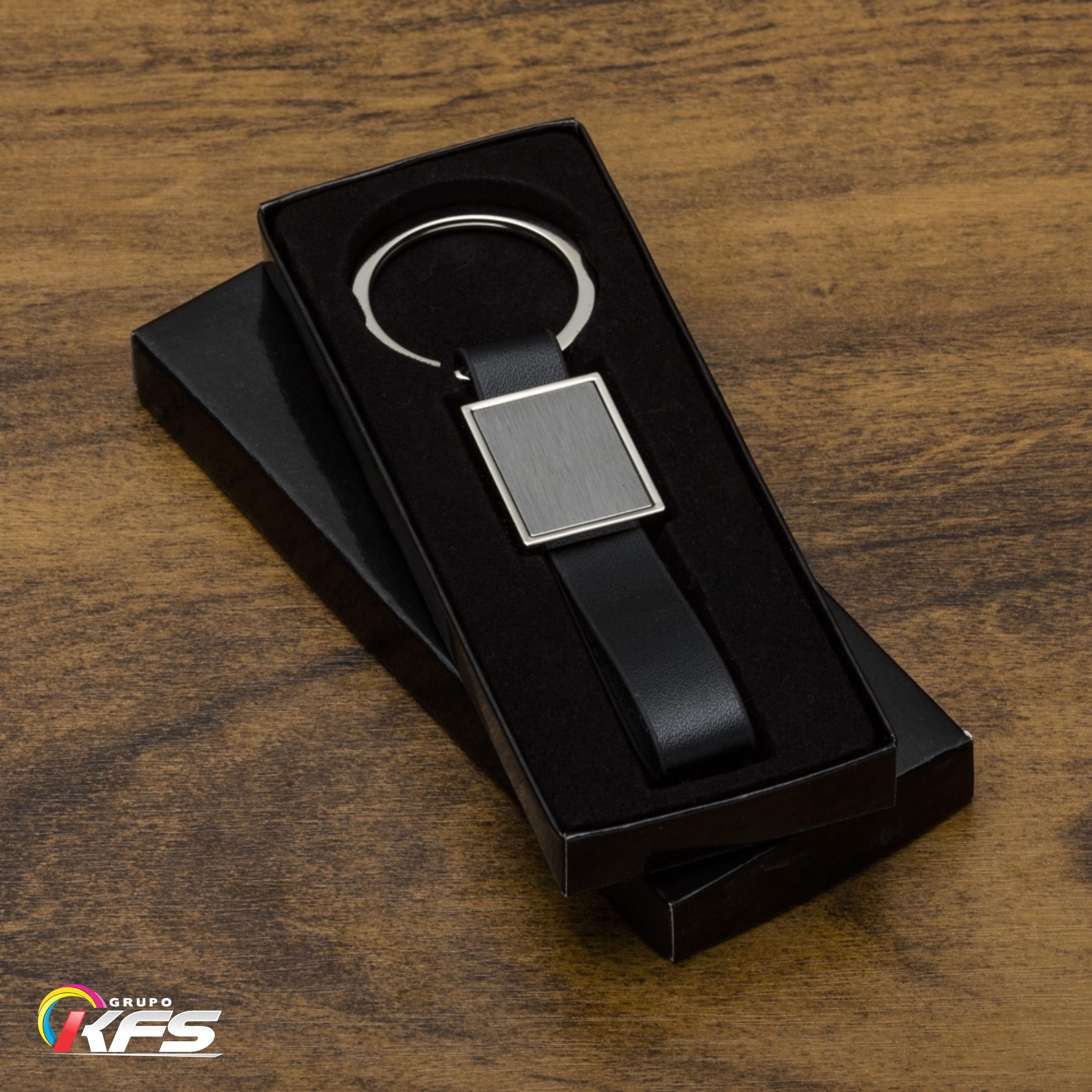 Chaveiro Metal com Couro